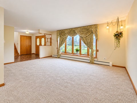 Tiny photo for 1428 Roslyn Road, Schaumburg, IL 60193 (MLS # 12764608)