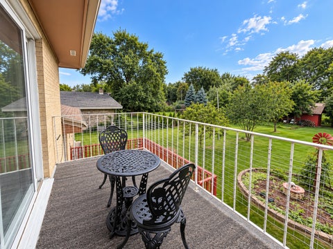 Tiny photo for 1428 Roslyn Road, Schaumburg, IL 60193 (MLS # 12764608)