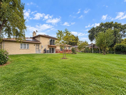 Tiny photo for 1428 Roslyn Road, Schaumburg, IL 60193 (MLS # 12764608)