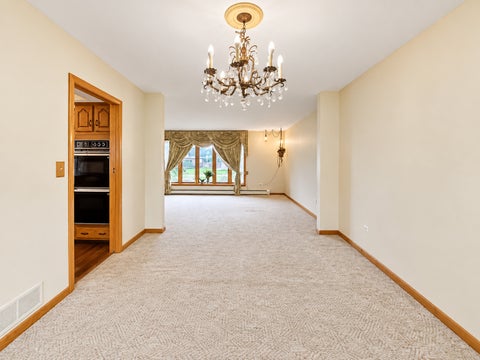 Tiny photo for 1428 Roslyn Road, Schaumburg, IL 60193 (MLS # 12764608)