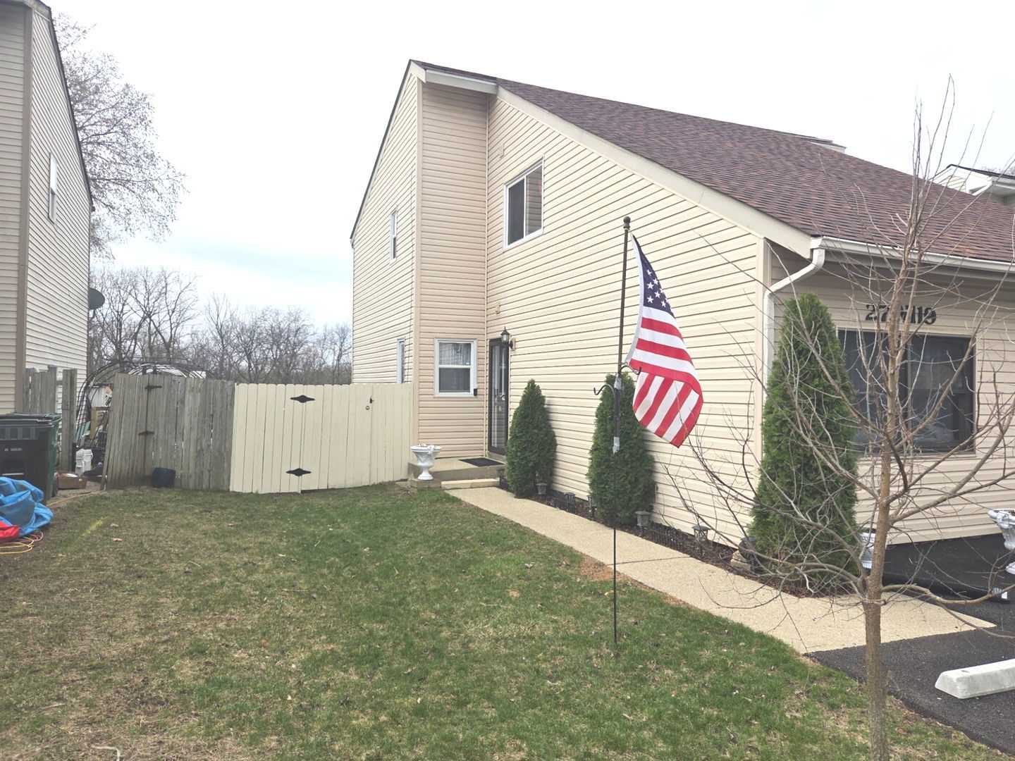 27W119 Cooley Avenue