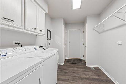 Tiny photo for 18035 Esther Drive, Orland Park, IL 60467 (MLS # 12630452)