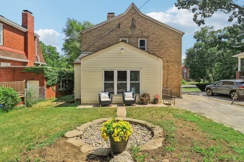 Tiny photo for 9944 S Prospect Avenue, Chicago, IL 60643 (MLS # 12487422)