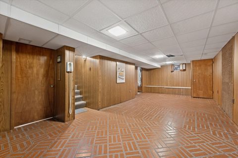 Tiny photo for 995 S Swain Avenue, Elmhurst, IL 60126 (MLS # 12501882)