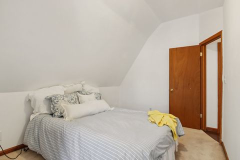 Tiny photo for 390 N Garfield Boulevard, Grayslake, IL 60030 (MLS # 12519028)