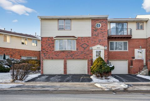 Photo of 8834 Plainfield Road, Brookfield, IL 60513 (MLS # 12583246)