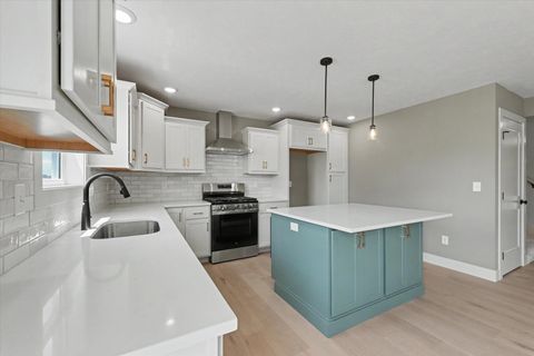 Tiny photo for 705 Isabella Drive, Mahomet, IL 61853 (MLS # 12699377)