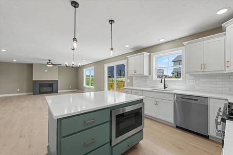 Tiny photo for 705 Isabella Drive, Mahomet, IL 61853 (MLS # 12699377)