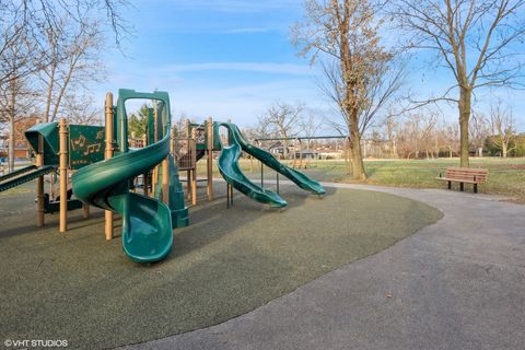 Tiny photo for 374 N Myrtle Avenue, Elmhurst, IL 60126 (MLS # 12590578)