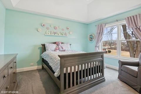 Tiny photo for 374 N Myrtle Avenue, Elmhurst, IL 60126 (MLS # 12590578)