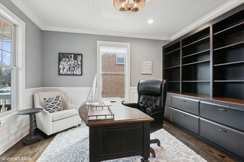 Tiny photo for 374 N Myrtle Avenue, Elmhurst, IL 60126 (MLS # 12590578)