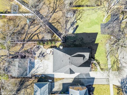 Tiny photo for 374 N Myrtle Avenue, Elmhurst, IL 60126 (MLS # 12590578)