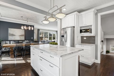 Tiny photo for 374 N Myrtle Avenue, Elmhurst, IL 60126 (MLS # 12590578)