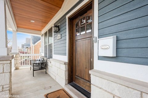 Tiny photo for 374 N Myrtle Avenue, Elmhurst, IL 60126 (MLS # 12590578)