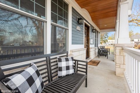 Tiny photo for 374 N Myrtle Avenue, Elmhurst, IL 60126 (MLS # 12590578)