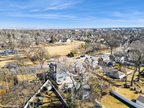 Tiny photo for 374 N Myrtle Avenue, Elmhurst, IL 60126 (MLS # 12590578)