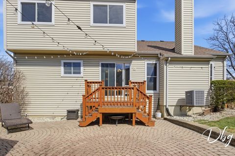 Tiny photo for 7 E Dahlia Lane, Round Lake Beach, IL 60073 (MLS # 12636224)