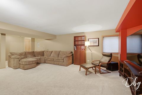 Tiny photo for 7 E Dahlia Lane, Round Lake Beach, IL 60073 (MLS # 12636224)
