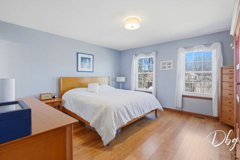 Tiny photo for 7 E Dahlia Lane, Round Lake Beach, IL 60073 (MLS # 12636224)