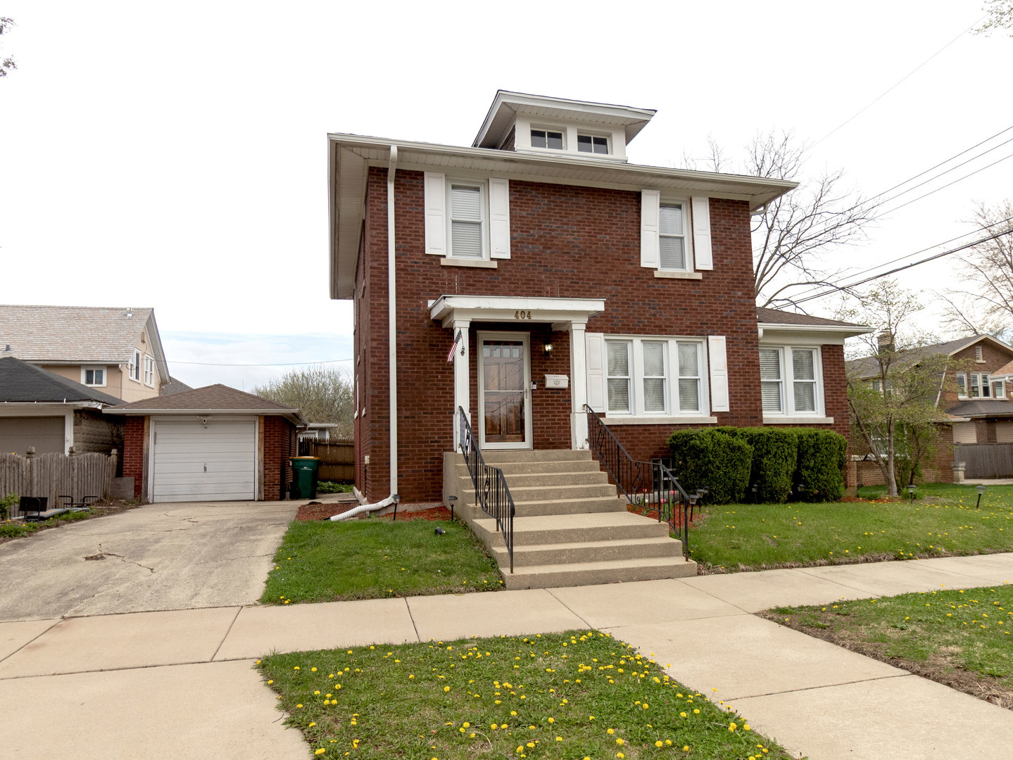 404 N Prairie Avenue