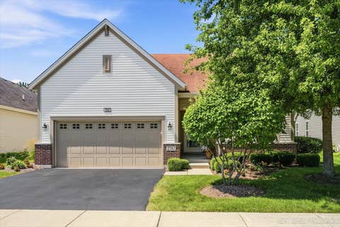 Photo of 2747 Northmoor Drive, Naperville, IL 60564 (MLS # 12704107)