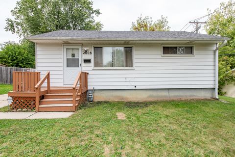Photo of 2608 Menominee Road, Waukegan, IL 60087 (MLS # 12478128)