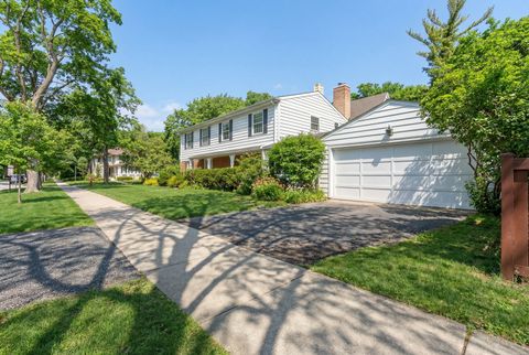 Tiny photo for 526 Isabella Street, Wilmette, IL 60091 (MLS # 12606518)
