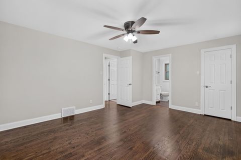 Tiny photo for 319 Parkshore Drive, Shorewood, IL 60404 (MLS # 12686235)