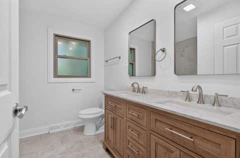 Tiny photo for 319 Parkshore Drive, Shorewood, IL 60404 (MLS # 12686235)