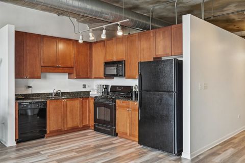 Tiny photo for 1550 S Blue Island Avenue #510, Chicago, IL 60608 (MLS # 12492457)