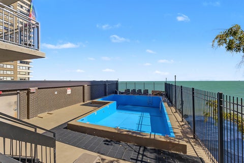 Tiny photo for 6145 N Sheridan Road #27C, Chicago, IL 60660 (MLS # 12795406)