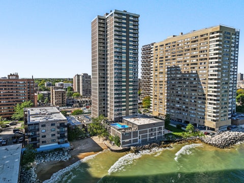 Tiny photo for 6145 N Sheridan Road #27C, Chicago, IL 60660 (MLS # 12795406)