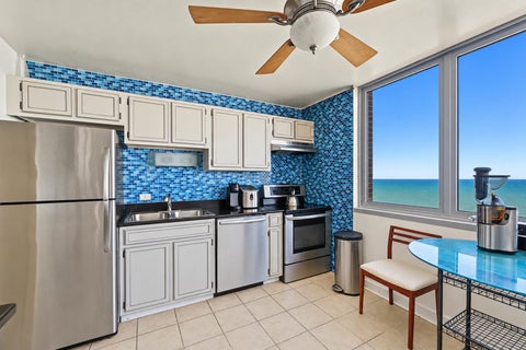Tiny photo for 6145 N Sheridan Road #27C, Chicago, IL 60660 (MLS # 12795406)