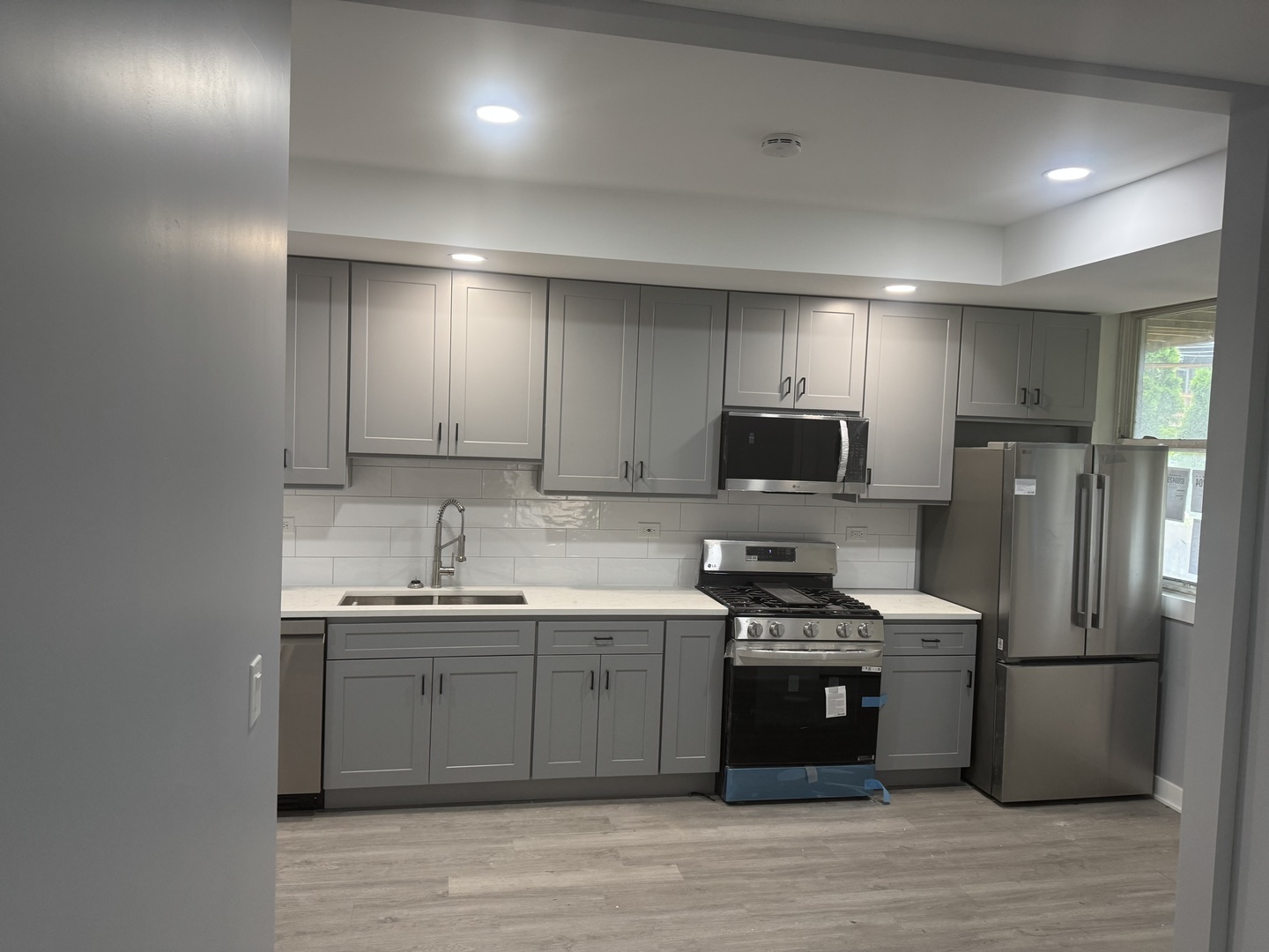 1217 E 53rd Street 2W