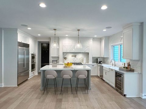 Tiny photo for 5s504 Radcliff Road, Naperville, IL 60563 (MLS # 12387397)