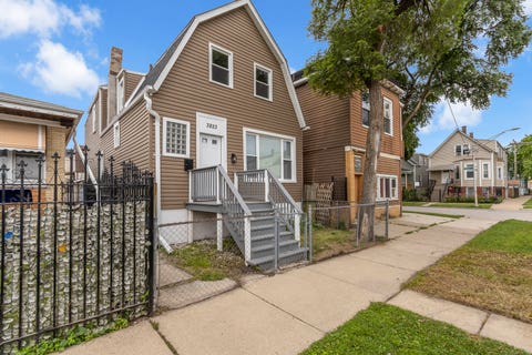 Tiny photo for 3823 W Wabansia Avenue, Chicago, IL 60647 (MLS # 12701700)
