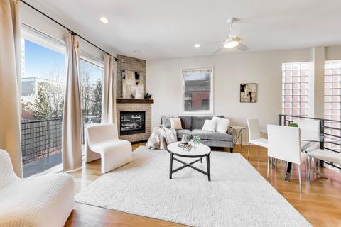 Tiny photo for 2026 W Pierce Avenue #4, Chicago, IL 60622 (MLS # 12617138)