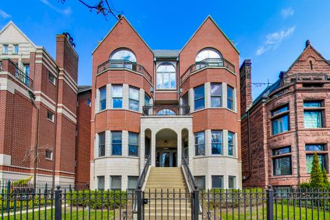 Photo of 2026 W Pierce Avenue #4, Chicago, IL 60622 (MLS # 12617138)