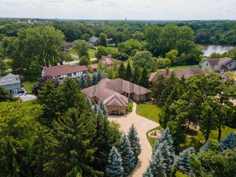 A home in Willowbrook