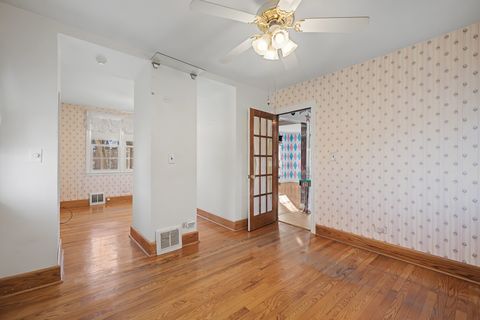 Tiny photo for 880 Bemis Road, Glen Ellyn, IL 60137 (MLS # 12557139)