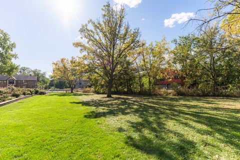 Tiny photo for 880 Bemis Road, Glen Ellyn, IL 60137 (MLS # 12557139)