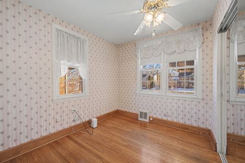 Tiny photo for 880 Bemis Road, Glen Ellyn, IL 60137 (MLS # 12557139)