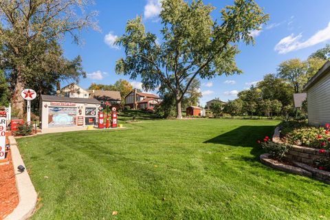 Tiny photo for 880 Bemis Road, Glen Ellyn, IL 60137 (MLS # 12557139)