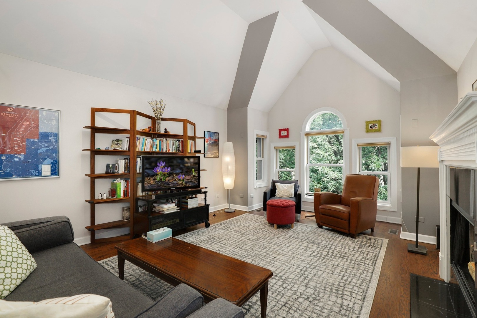 2117 W Evergreen Avenue 3E
