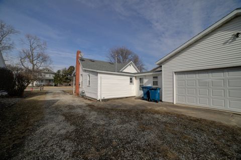 Tiny photo for 555 E Mulberry Street, Watseka, IL 60970 (MLS # 12583575)