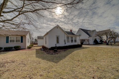 Tiny photo for 555 E Mulberry Street, Watseka, IL 60970 (MLS # 12583575)