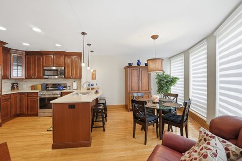 Tiny photo for 15 Manchester Lane, Elmhurst, IL 60126 (MLS # 12594026)