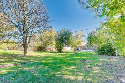 Tiny photo for 913 S Na Wa Ta Avenue, Mount Prospect, IL 60056 (MLS # 12503576)
