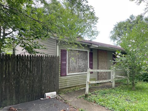 A home in Sauk Village