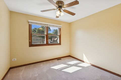 Tiny photo for 4176 Blackstone Avenue, Gurnee, IL 60031 (MLS # 12418073)